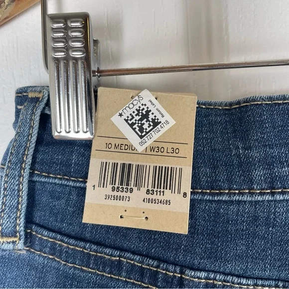 Levi's Classic Straight Jeans Women’s 10 Blue (W30 L30) Mid Rise Hypersoft Denim - Picture 7 of 14